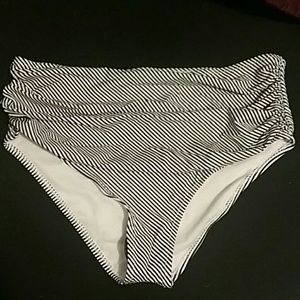 Med black & white stripe high-waist bikini bottoms